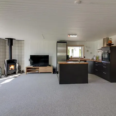 Feriehus Iver - 600m To The Fjord By Interhome Bjerregård
